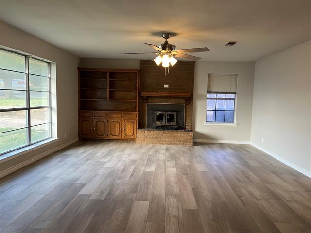 Building Photo - 1809 Skyline Dr