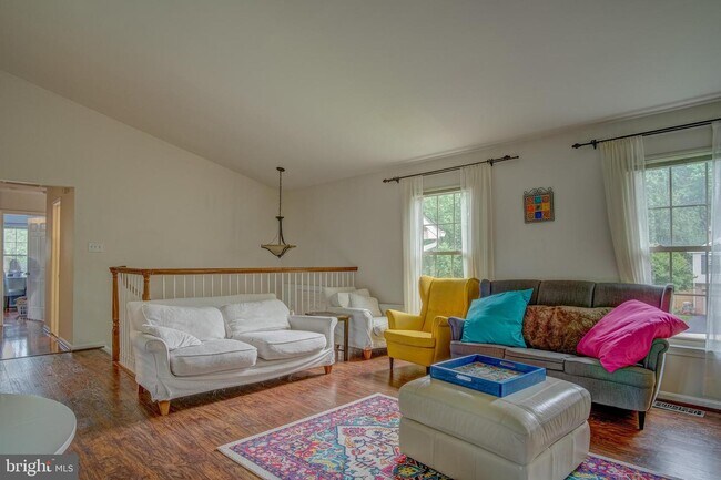 Building Photo - 1304 Forty Oaks Dr