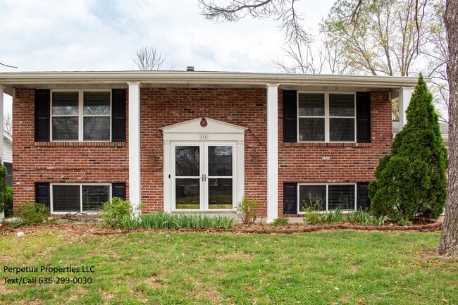 Foto del edificio - 544 Goldwood Dr