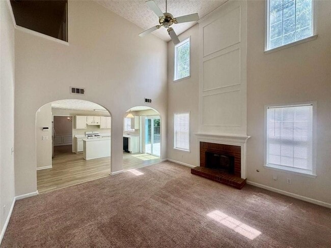 Foto del edificio - 540 Manor Glen Dr