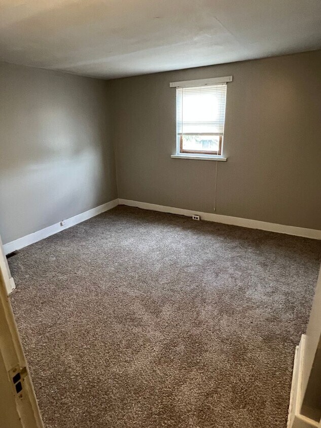 Foto del edificio - 1541-1543 Dietzen Ave
