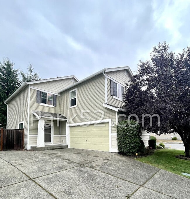 Building Photo - 1202 Hudson St