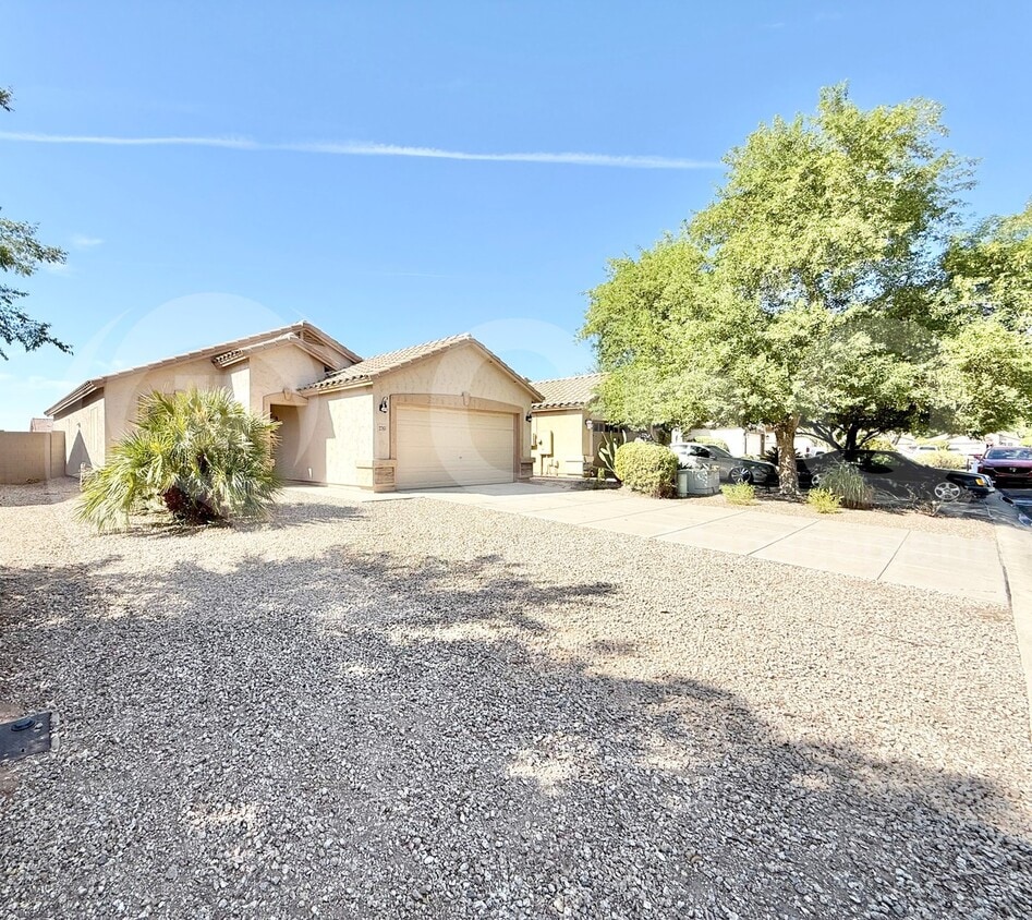 Primary Photo - 2783 E Mineral Park Rd