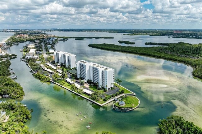 Foto del edificio - 9397 Midnight Pass Rd