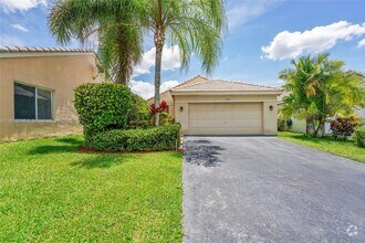 Building Photo - 4366 Pine Ridge Ct