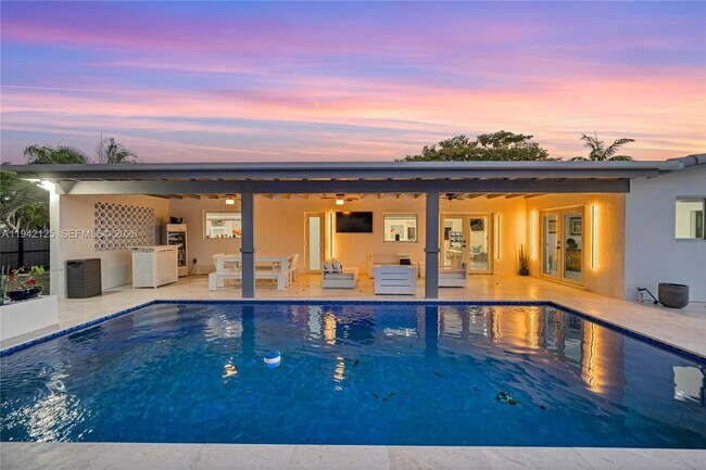 Foto del edificio - 8501 SW 142nd St