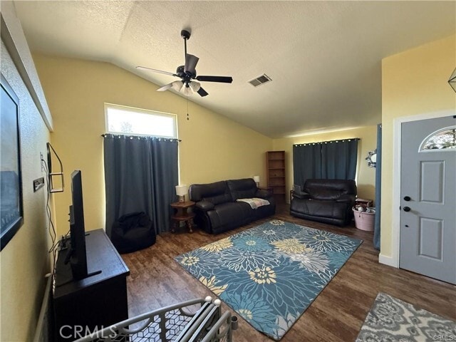 Foto del edificio - 3726 Garnet Ave