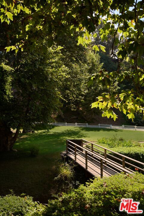 Foto del edificio - 603 Hightree Rd