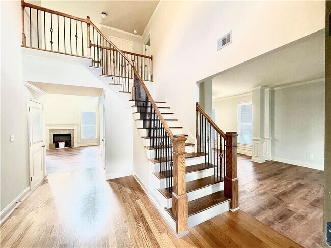 Foto del edificio - 2620 Village Chase Dr NW