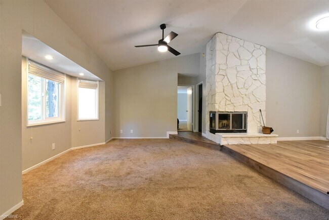 Foto del edificio - 3 br, 2 bath House - 177 Dart Canyon Road