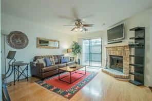 Foto del edificio - 5757 E University Blvd