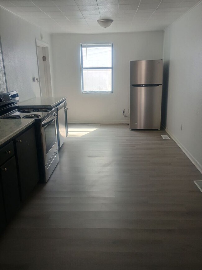 Foto del edificio - 813 S Jefferson Ave