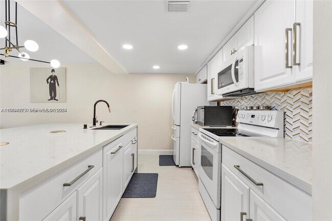 Foto del edificio - 1281 W Fairway Rd