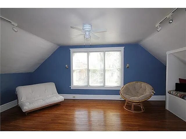 Foto del edificio - 208 E Northwood Ave