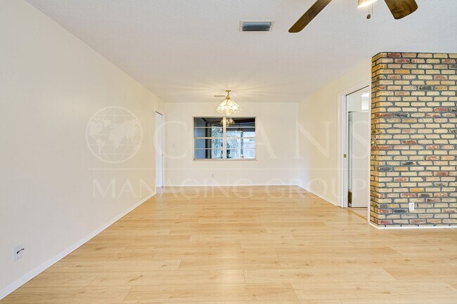 Foto del edificio - Charming 3-Bedroom Home in Port Orange for Rent!