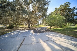 Building Photo - 1250 Riverbend Dr