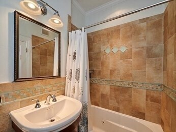 Foto del edificio - 354 Beacon St