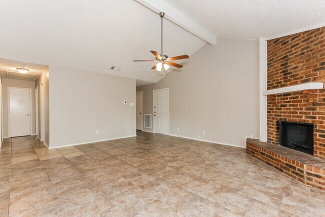 Building Photo - 4605 Preston Trail Dr