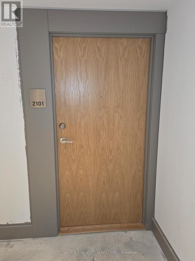 Photo du bâtiment - 1435 Celebration Dr