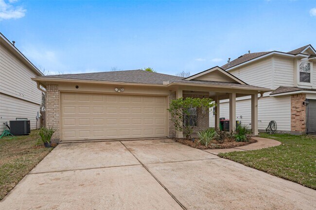 Foto del edificio - 11615 Standing Pine Ln