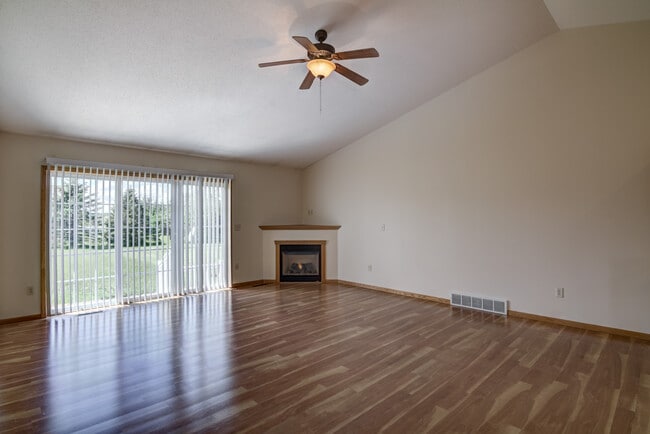 Building Photo - 5538 165th St E