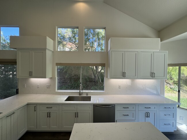 Building Photo - 5540 Running Spring Way