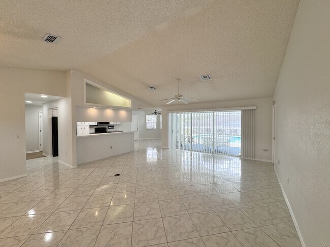 Foto del edificio - 8442 Eldridge Rd