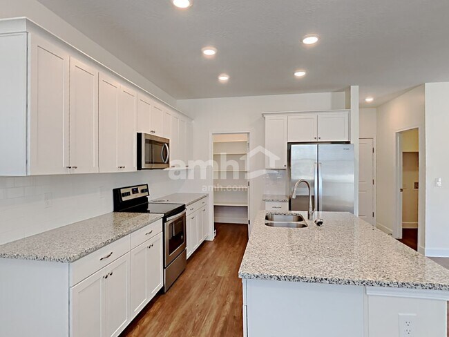 Building Photo - 2367 E Tumbleweed Road