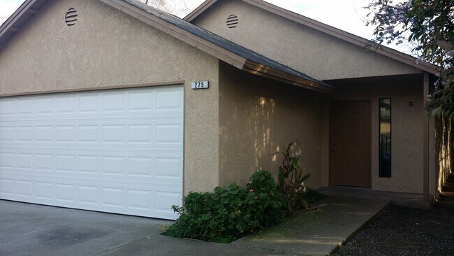 Foto del edificio - 275 W Beechwood Ave