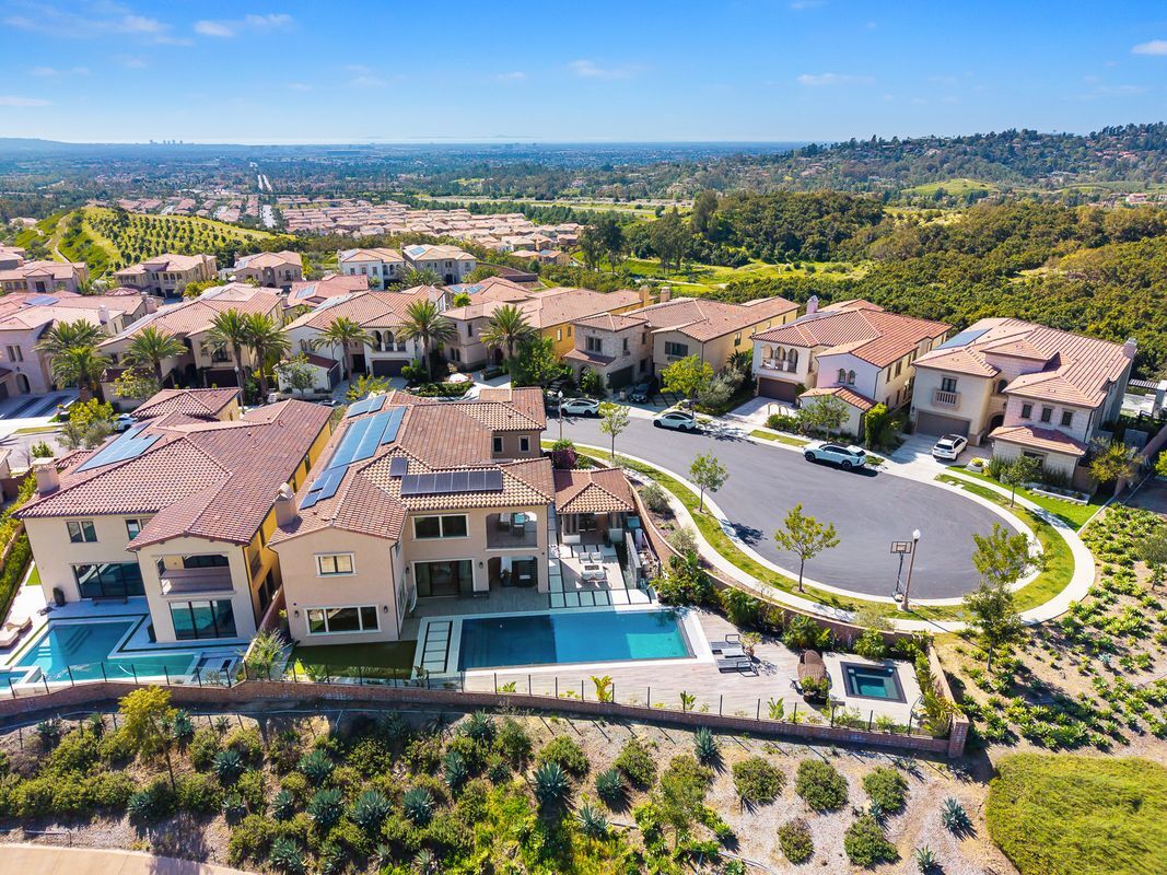 Foto del edificio - 107 Clear Falls