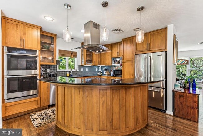 Building Photo - 1506 Woodacre Dr