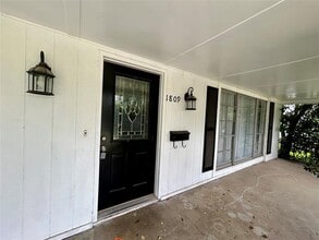 Building Photo - 1809 Malibar Rd