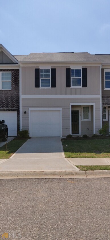 Foto principal - 11992 Fuller St