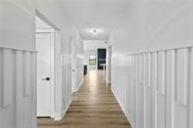 Foto del edificio - 17820 Goodman Dr