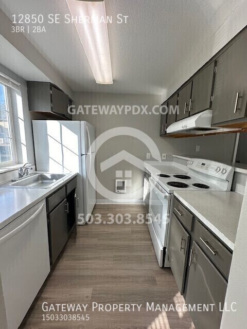 Foto del edificio - 12850 SE Sherman St