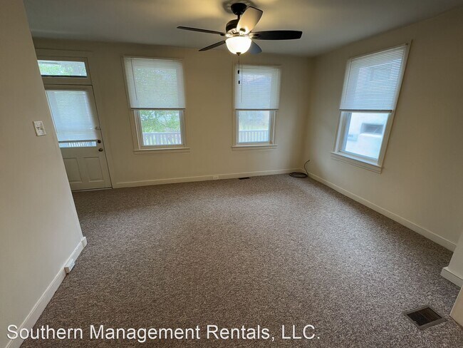 Foto del edificio - 3 br, 1 bath House - 12049 Baltimore St. Rear