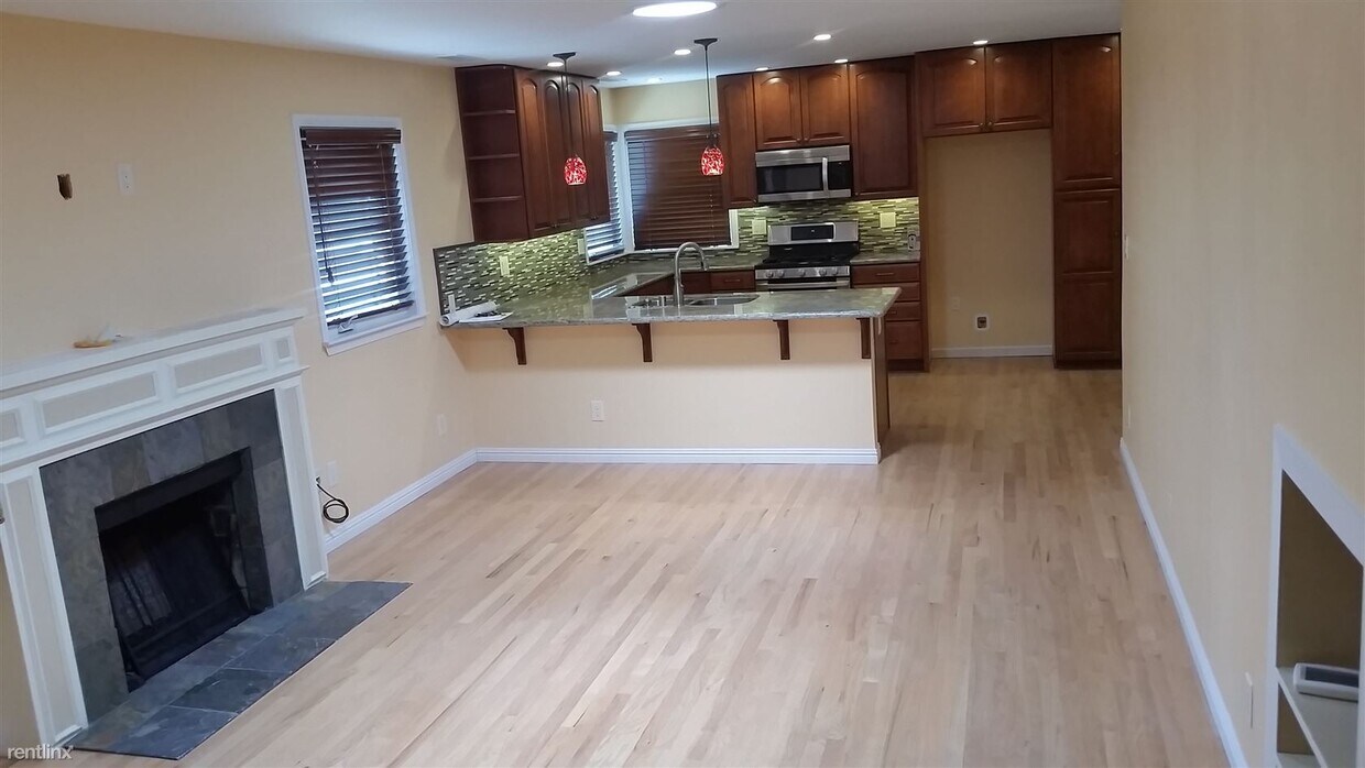 Building Photo - 3 br, 2 bath House - 4900 Joaquin Way