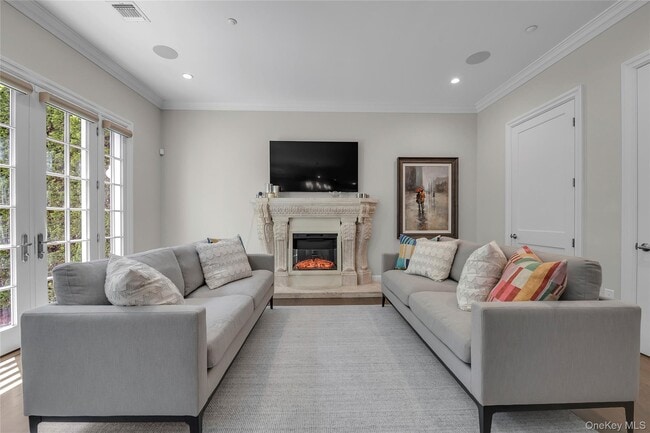 Building Photo - 402 Grist Mill Cir