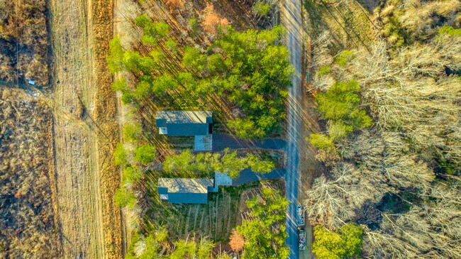 Photo - 132 Hogan Hts House