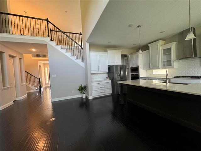 Foto del edificio - 6210 Claridge Ln