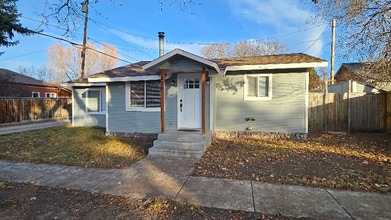 Building Photo - 428 Pine St