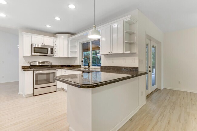 Building Photo - 12685 Timber Pine Trail