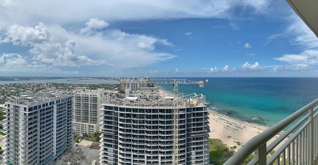 Building Photo - 3000 N Ocean Dr