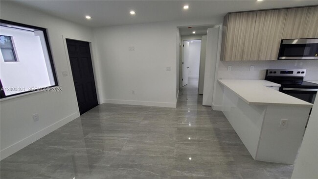 Foto del edificio - 40 SW 34th Ave