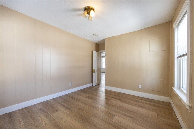 Foto del edificio - 28 Richmond St