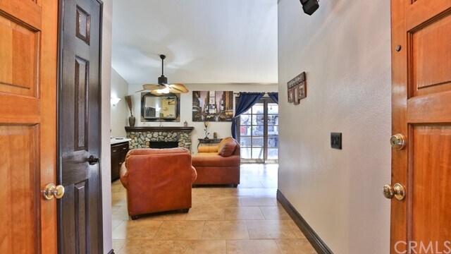 Building Photo - 11436 Mt Palomar St