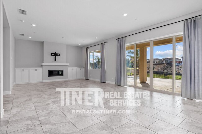Foto del edificio - Luxury El Dorado Hills Estate in Blackstone