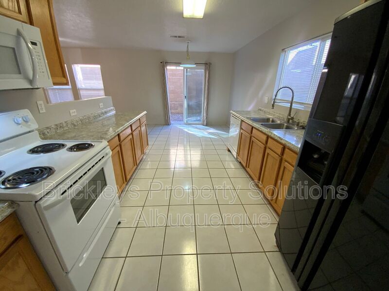Foto principal - 3512 Mountainside Pkwy NE