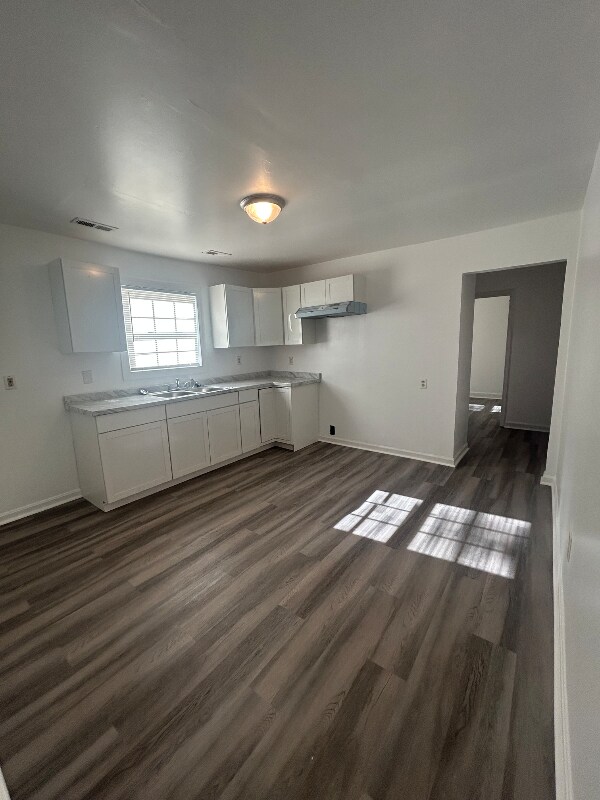 Foto del edificio - 722 Langley Ave