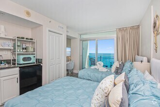 Building Photo - 504 N Ocean Blvd